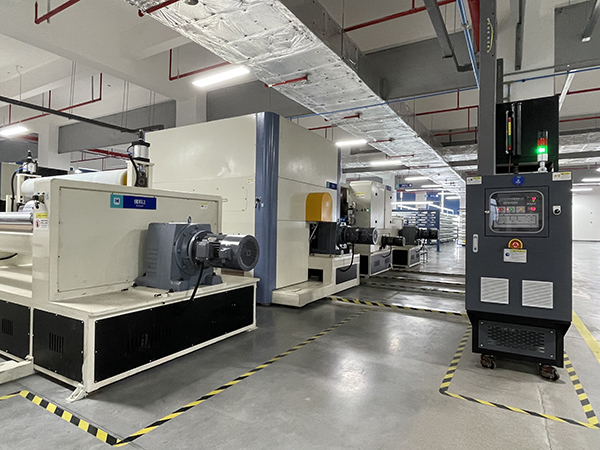 鋰電池薄膜模溫機用途，提升生產質量與效益