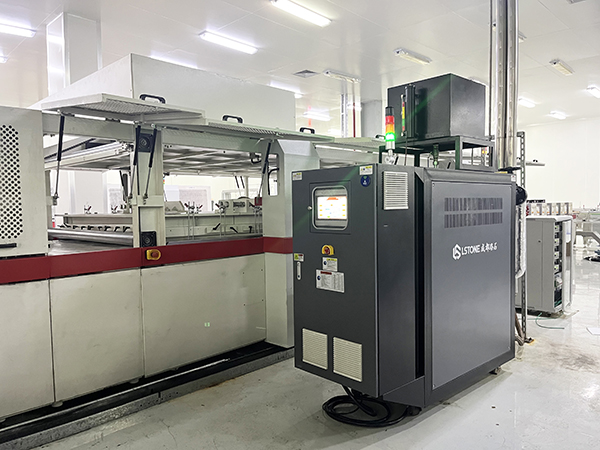 電加熱層壓機油溫機