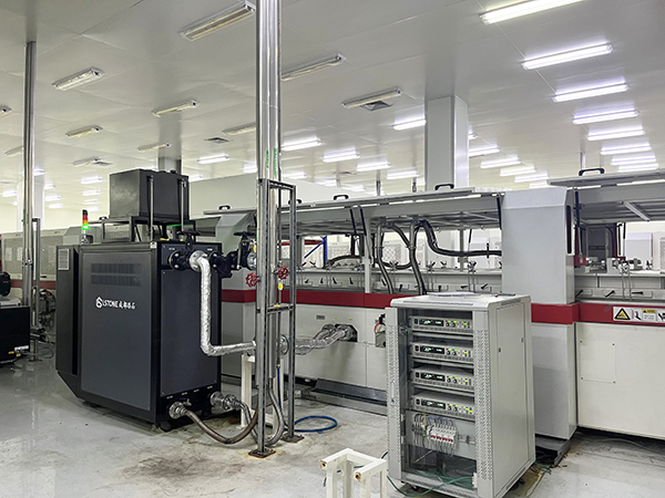 電加熱層壓機<a href='http://m.hljsz.org.cn/product/biaozhunyouwenji.html' class='body-link'>油溫機</a>