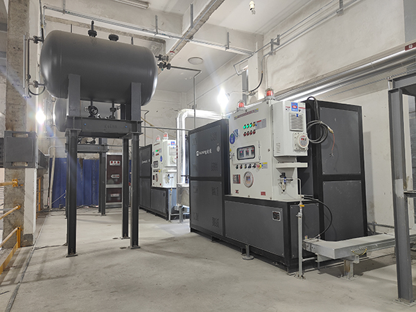 防爆電加熱導熱油爐 防爆<a href='http://m.hljsz.org.cn/product/dianjiaredaoreyoulu.html' class='body-link'>電加熱導熱油爐</a>